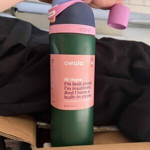 Owala FreeSip 16oz Stainless Bottles – Dark Green New